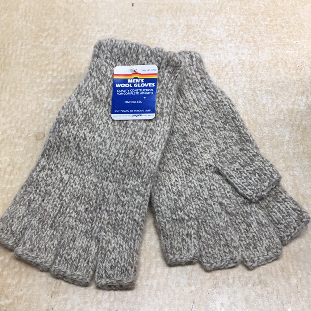 Fingerless Wool Gloves NWT